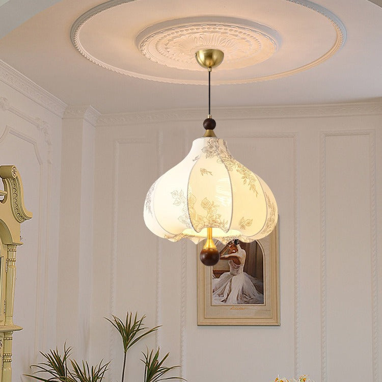 Traditionelle französische runde trapezförmige Blumenmuster-Pendelleuchte aus Holzgewebe mit 1/3/5 Lichtern für Wohnzimmer 