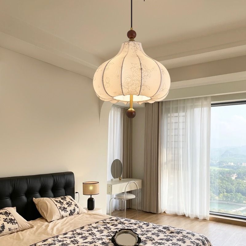Traditionelle französische runde trapezförmige Blumenmuster-Pendelleuchte aus Holzgewebe mit 1/3/5 Lichtern für Wohnzimmer 