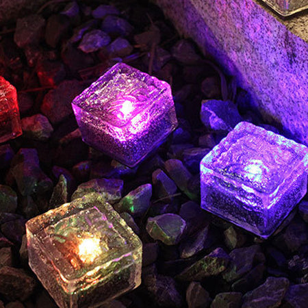 ضوء LED خارجي للمناظر الطبيعية في الحديقة بتصميم عصري بسيط مقاوم للماء مصنوع من الزجاج الشفاف على شكل مكعب الثلج 