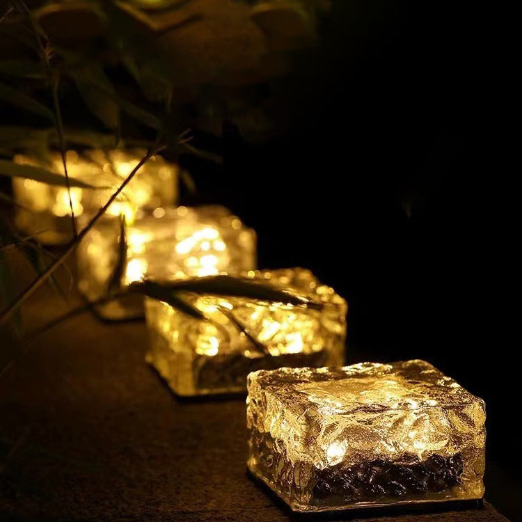 ضوء LED خارجي للمناظر الطبيعية في الحديقة بتصميم عصري بسيط مقاوم للماء مصنوع من الزجاج الشفاف على شكل مكعب الثلج 