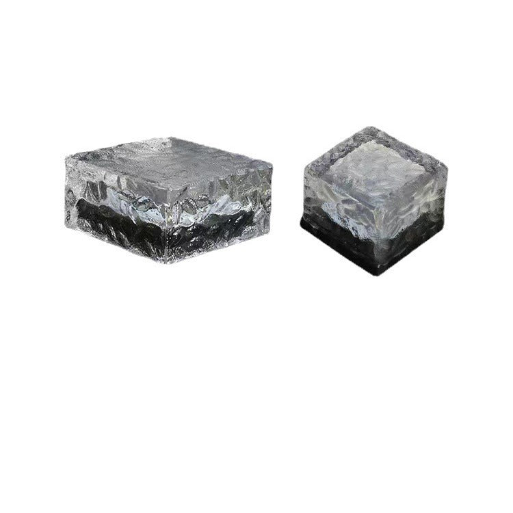 Lumière paysagère extérieure LED en forme de cube de glace en verre transparent ABS étanche solaire minimaliste moderne pour jardin 
