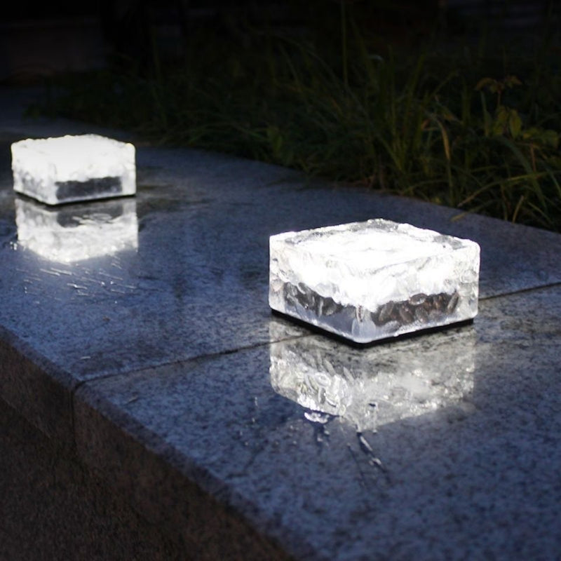 ضوء LED خارجي للمناظر الطبيعية في الحديقة بتصميم عصري بسيط مقاوم للماء مصنوع من الزجاج الشفاف على شكل مكعب الثلج 