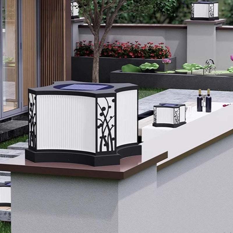 ضوء LED خارجي مقاوم للماء بالطاقة الشمسية من الفولاذ المقاوم للصدأ وPE بتصميم حديث وبسيط للمربع للحديقة 