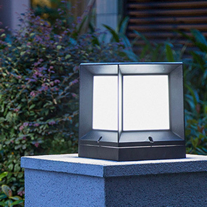 Lumière de poteau extérieure moderne minimaliste étanche en aluminium acrylique en forme de carré à 1 lumière pour jardin 