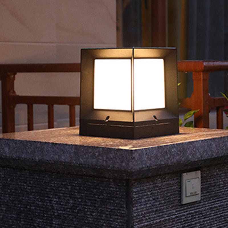 Moderno Minimalista Impermeable Forma Cuadrada Aluminio Acrílico 1-Luz Luz de Poste Exterior Para Jardín 