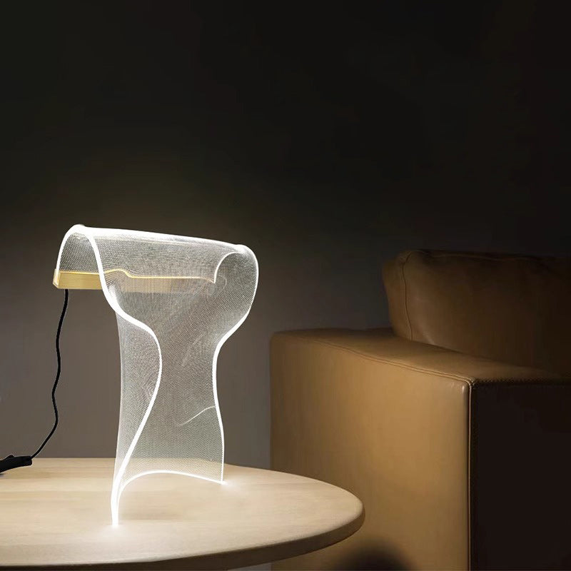 Zeitgenössische kreative unregelmäßige transparente Aluminiumacryl-LED-Tischlampe für Schlafzimmer 