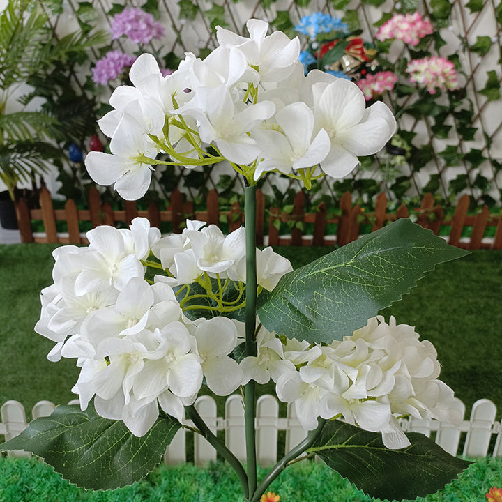 現代的なクリエイティブクロス人工花LEDソーラー防水芝生挿入ライト屋外パティオ用 