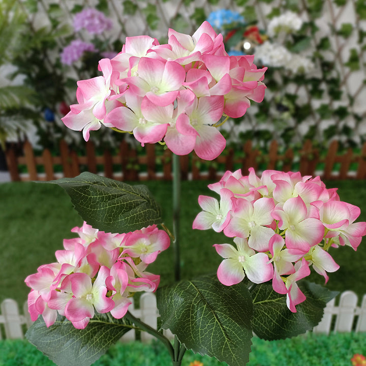 現代的なクリエイティブクロス人工花LEDソーラー防水芝生挿入ライト屋外パティオ用 