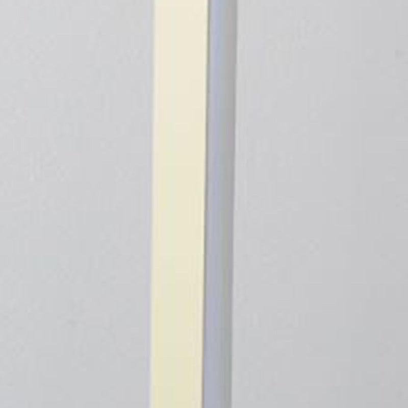 Zeitgenössische kreative dekorative geschwungene Linie Eisen Acryl Aluminium Silikon LED Stehlampe für Wohnzimmer 