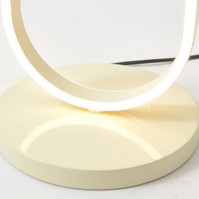 Zeitgenössische kreative dekorative geschwungene Linie Eisen Acryl Aluminium Silikon LED Stehlampe für Wohnzimmer 