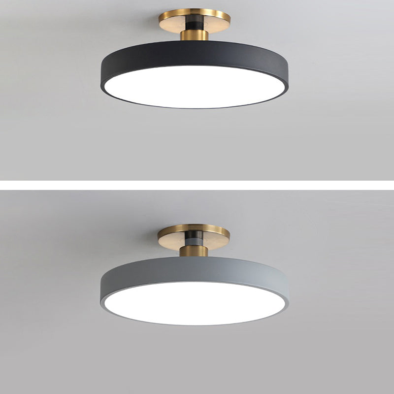 Luz de techo LED semi-empotrada de hardware acrílico en forma redonda minimalista moderna para dormitorio 