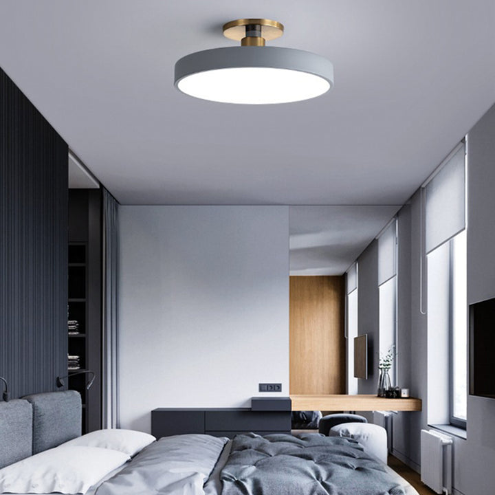Moderne minimalistische runde Macaron-Hardware-Acryl-LED-Halbeinbau-Deckenleuchte für Schlafzimmer 