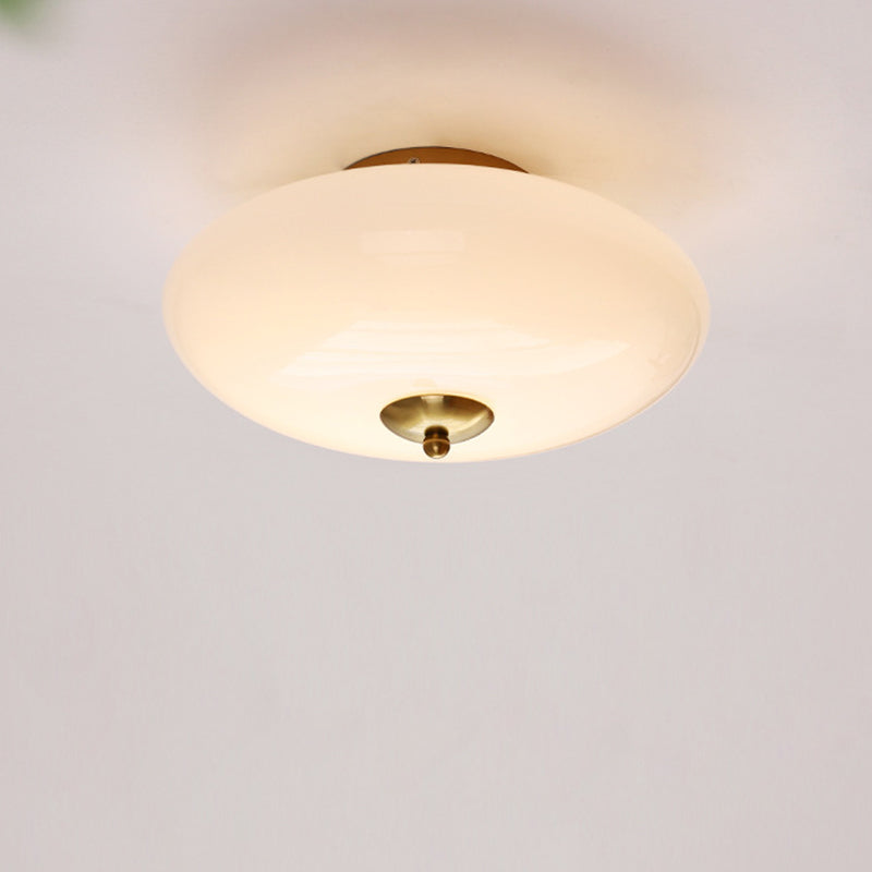 Moderne Art-Deco-Trommel-Opal-Eisen-Glas-LED-Halbeinbau-Deckenleuchte für das Schlafzimmer 