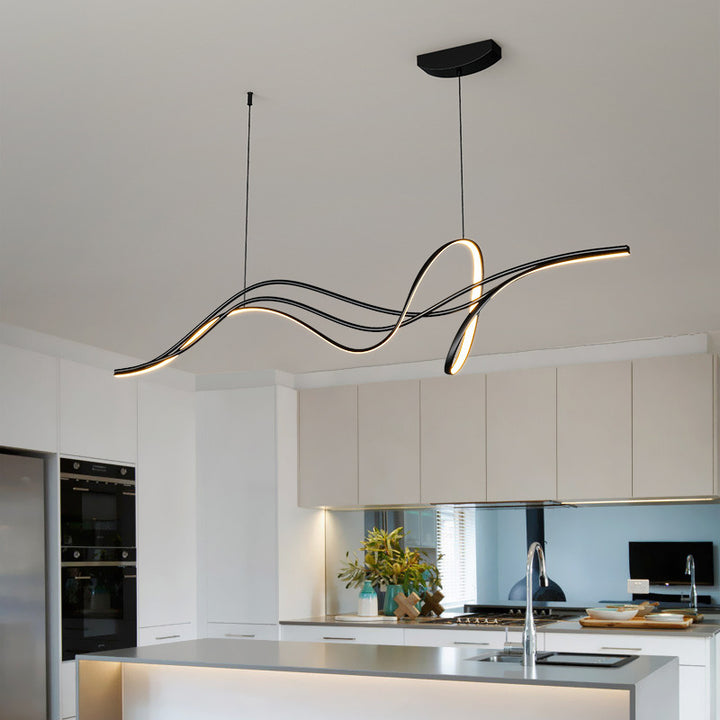 ثريات LED حديثة بسيطة من الحديد والسيليكون على شكل شريط خطي مع تصميم صفصاف لغرفة الطعام 