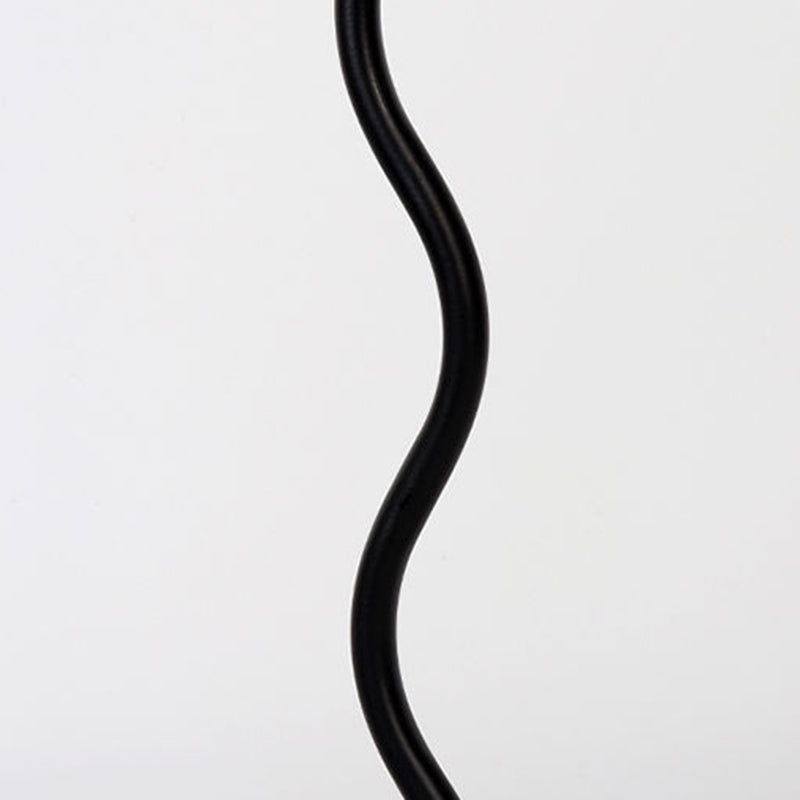 Lampe de table contemporaine nordique en lin plissé PVC en forme de parapluie courbe en fer avec 1 lumière pour salon 