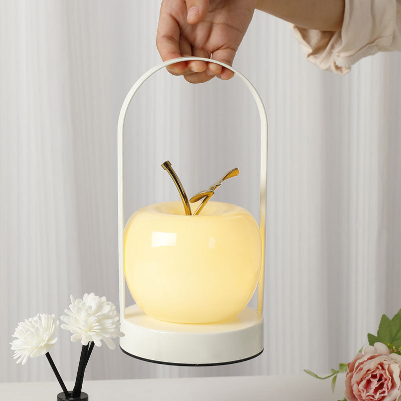 Lámpara de mesa LED de manzana de vidrio de hierro portátil USB creativa contemporánea luz nocturna para dormitorio 