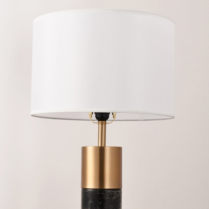 Lampe de table 1 lumière avec abat-jour en tissu cylindrique et base en marbre nordique contemporain pour chambre 