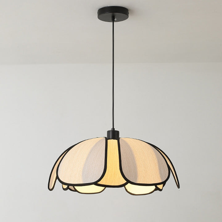 Suspension lumineuse à 1 lumière en fibre végétale avec pétales nordiques contemporains en fer pour salle à manger 
