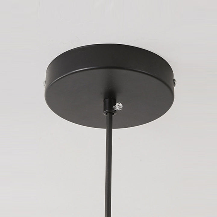 Suspension lumineuse à 1 lumière en fibre végétale avec pétales nordiques contemporains en fer pour salle à manger 
