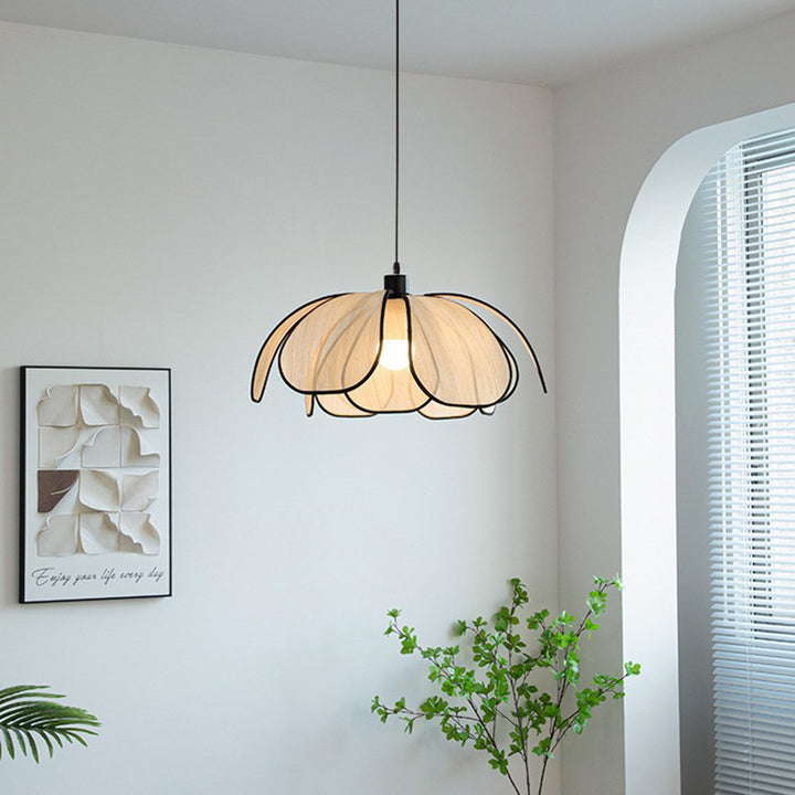 Suspension lumineuse à 1 lumière en fibre végétale avec pétales nordiques contemporains en fer pour salle à manger 