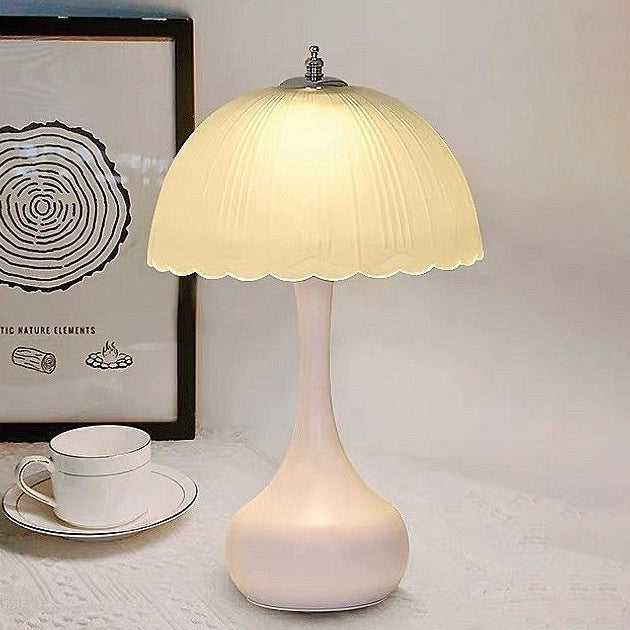 Lampe de table contemporaine en forme de dôme nordique avec un abat-jour en verre dépoli et un éclairage à 1 ampoule pour chambre à coucher 