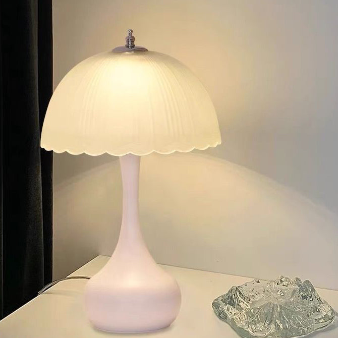 Lampe de table contemporaine en forme de dôme nordique avec un abat-jour en verre dépoli et un éclairage à 1 ampoule pour chambre à coucher 