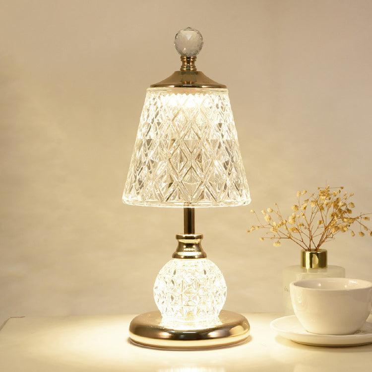 Lampe de table LED USB en verre et fer avec abat-jour tambour et base conique moderne pour chambre 