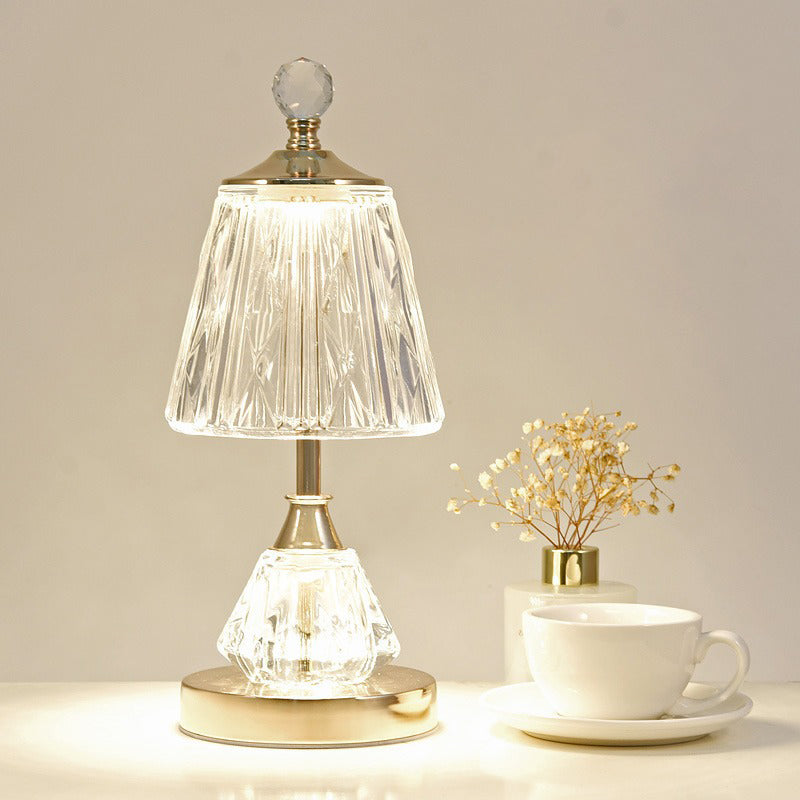 Lampe de table LED USB en verre et fer avec abat-jour tambour et base conique moderne pour chambre 
