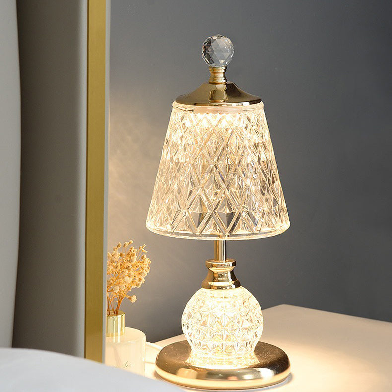 Lampe de table LED USB en verre et fer avec abat-jour tambour et base conique moderne pour chambre 