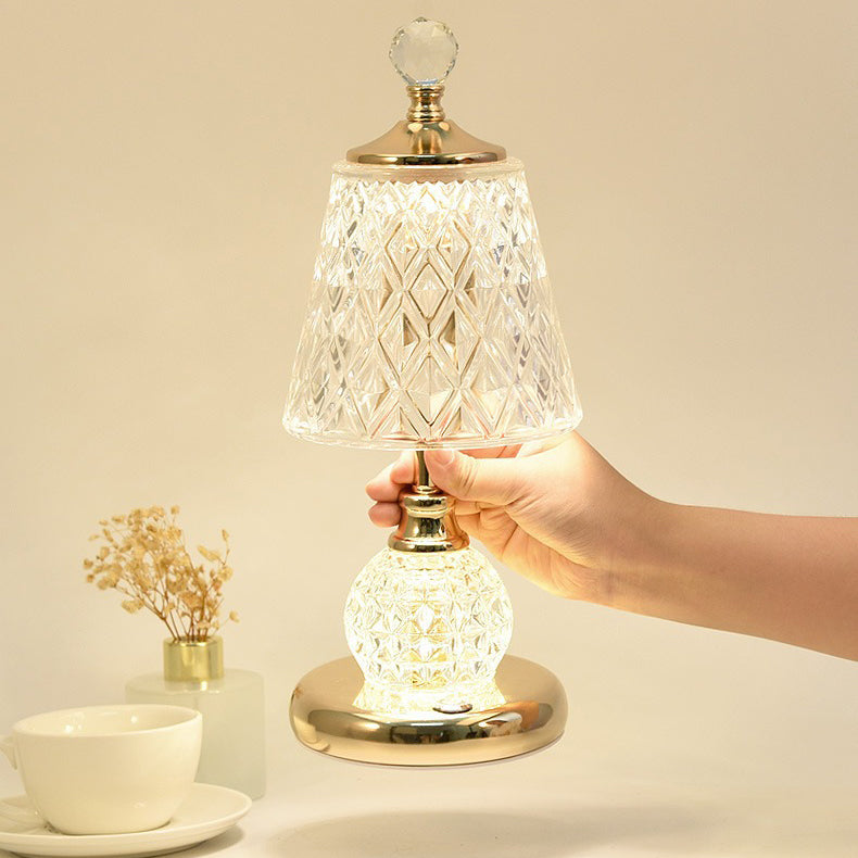 Lampe de table LED USB en verre et fer avec abat-jour tambour et base conique moderne pour chambre 