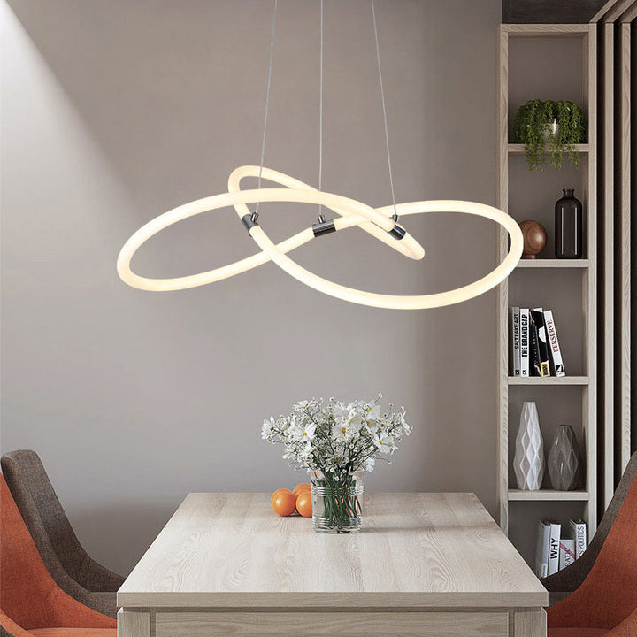 Lustre contemporain en forme d'anneau nordique en fer avec LED PC pour salon 
