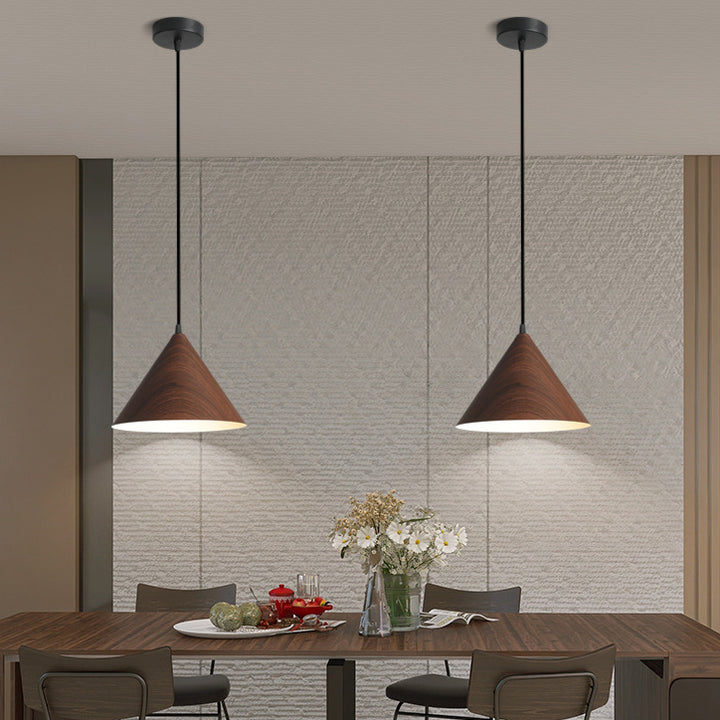 Suspension lumineuse contemporaine en fer effilé de couleur bois nordique moderne 1 lumière pour salon 
