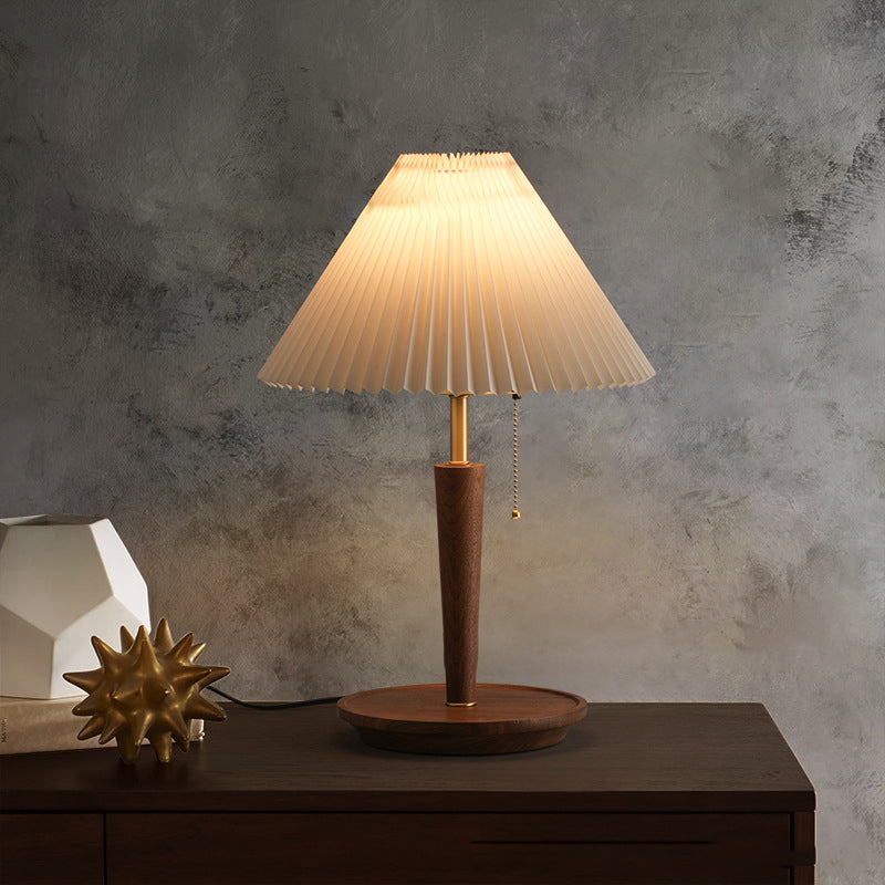 Zeitgenössische Retro-Zugkordel Tischlampe mit rundem Sockel und plissiertem Leinen, 1-Licht für das Schlafzimmer 