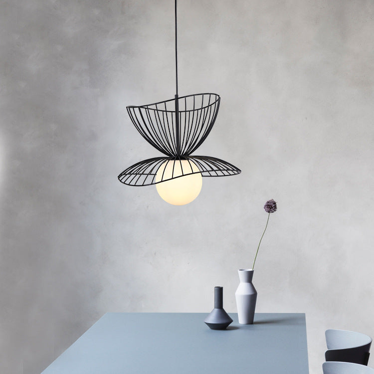 Zeitgenössischer kreativer doppelter Schicht-Strohhut, gestapeltes Hardware-Acryl 1-Licht-Pendelleuchte für Wohnzimmer 
