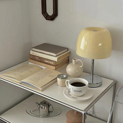 Zeitgenössische nordische runde Basis Pilzlampe Form Edelstahl Glas 1-Licht Tischlampe für Wohnzimmer 