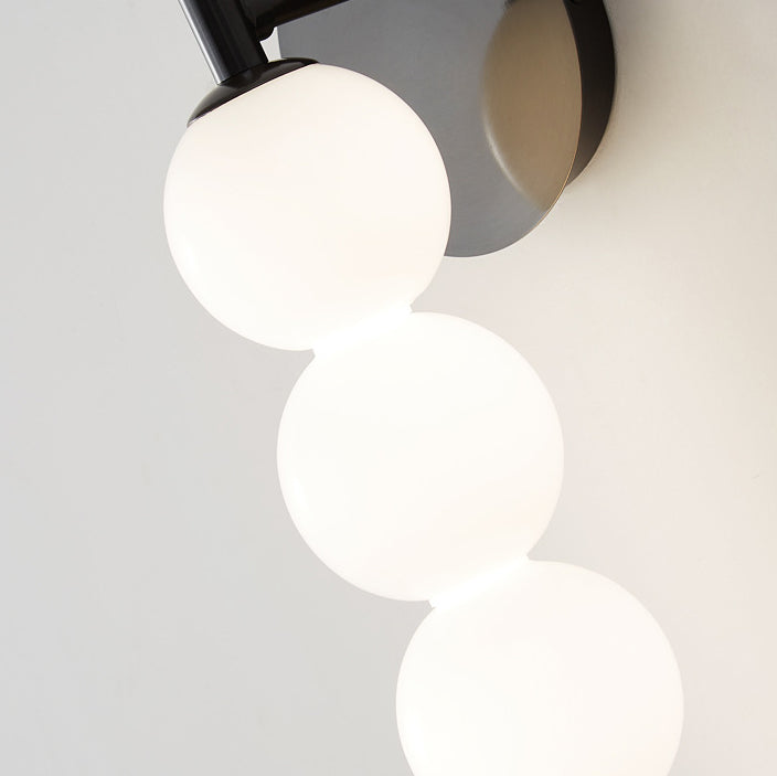 Contemporary Nordic Candied Haws Shape Beaded Glass Ball Brass LED Wall Sconce Lamp For Living Room