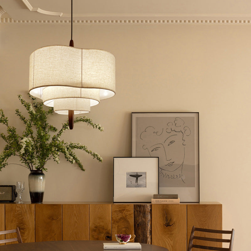 Traditionelle französische mehrschichtige Trommelform Stoff Holz 3-Licht Pendelleuchte für das Schlafzimmer 