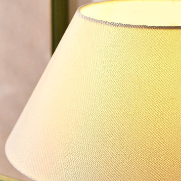 Lampe de table contemporaine rétro conique en tissu et bois à 1 lumière pour chambre 