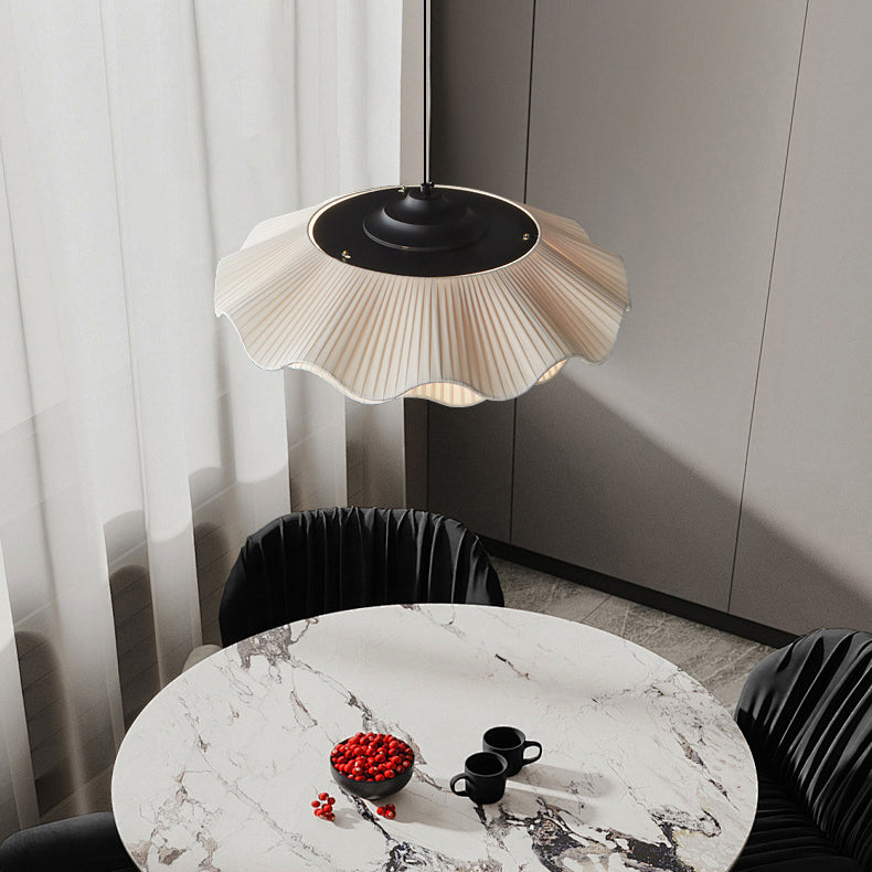 Lustre à LED en laiton avec double couche de tissu traditionnel français pour salon 