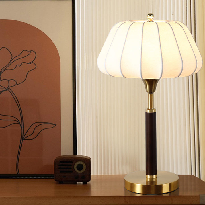 Lampe de table contemporaine rétro en bois, laiton et soie, forme tambour, 1 lumière pour chambre 