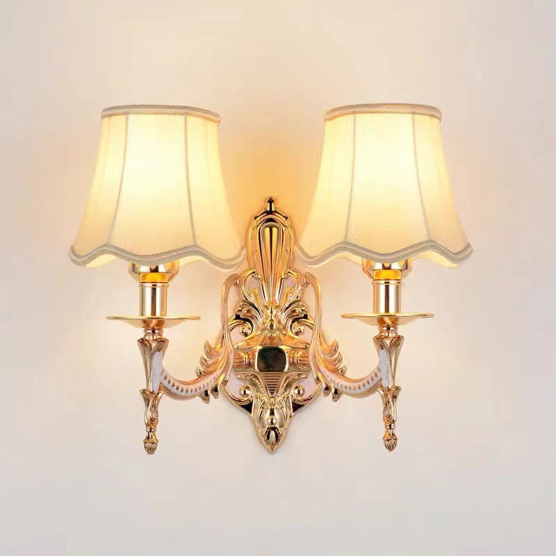 Applique Murale Traditionnelle Européenne avec Abat-jour Cylindrique en Tissu à Fleurs 1/2 Lumière pour Salon 
