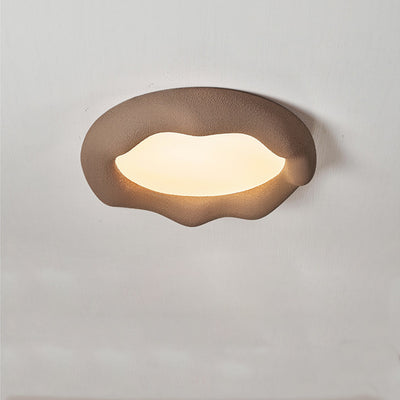 Zeitgenössische nordische Wolkenform Eisen Fiberglas Acryl LED Deckenleuchte für Schlafzimmer 