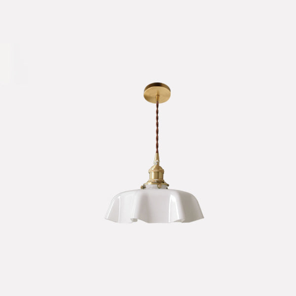 Lustre suspendu à 1 lumière en laiton vintage traditionnel avec verre en forme de pétale pour salle à manger 