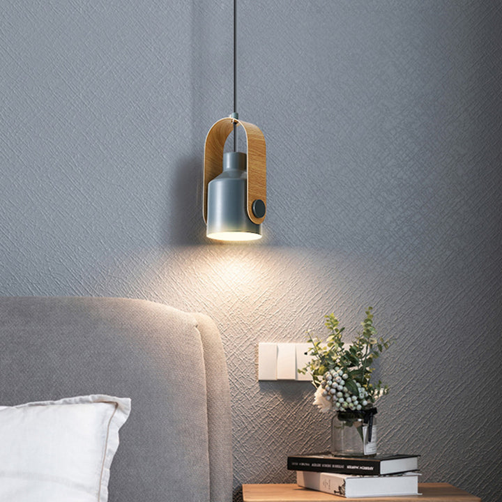 Zeitgenössisches nordisches Eisen gebogenes verstellbares Schwenkstrahler 1-Licht Pendelleuchte für das Schlafzimmer 