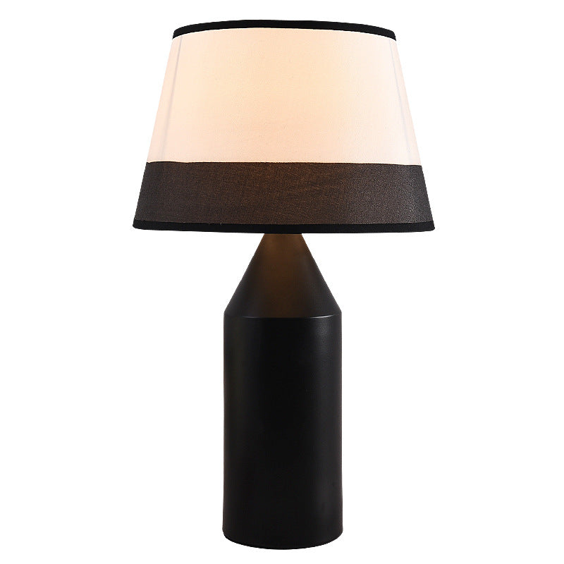 Lampe de table 1 lumière en tissu matériel forme de bouteille de vin créative contemporaine pour chambre 