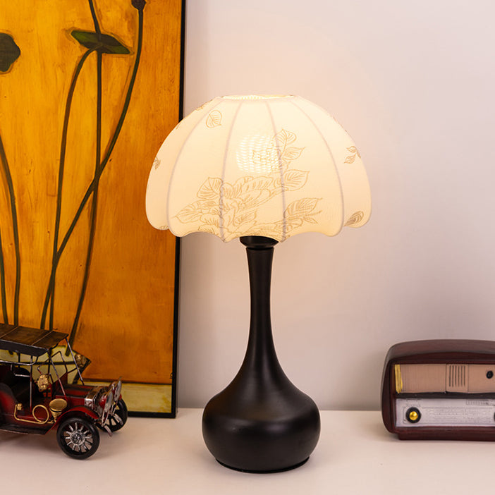 Traditional Vintage Iron Fabric Dome Leaves Pattern 1-Light Table Lamp For Bedroom