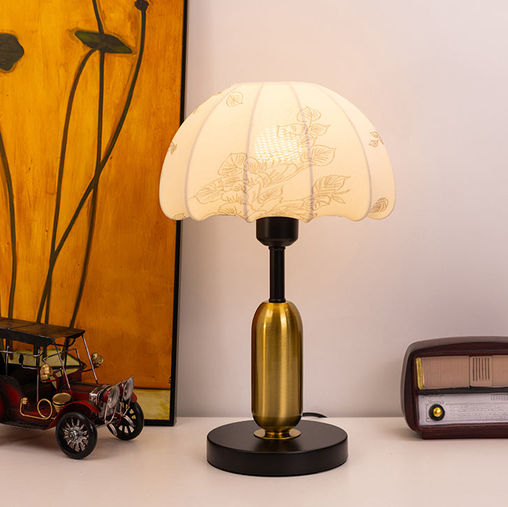 Traditional Vintage Iron Fabric Dome Leaves Pattern 1-Light Table Lamp For Bedroom