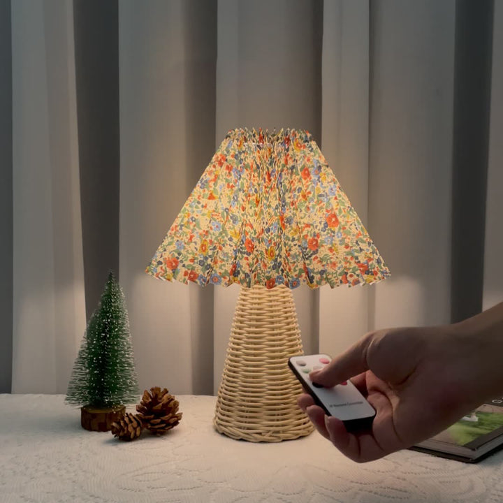 Lampe de table LED en rotin plissé bohème contemporain pour chambre 