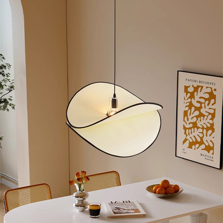 Traditionelle französische Kartoffelchip-Form Eisen Stoff 1-Licht Pendelleuchte für Schlafzimmer 