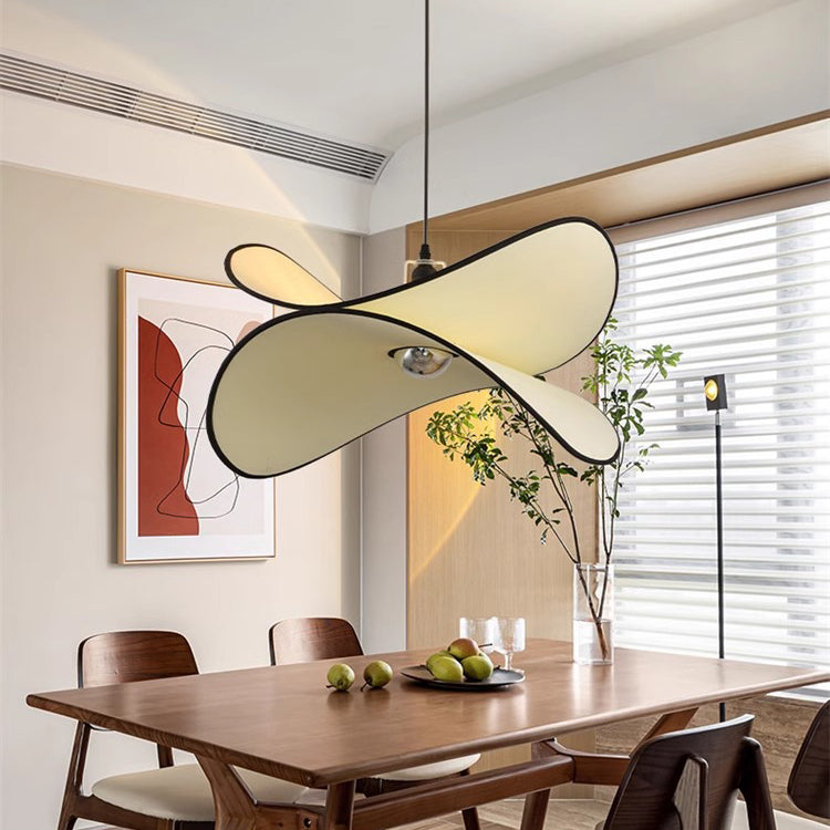 Traditionelle französische Kartoffelchip-Form Eisen Stoff 1-Licht Pendelleuchte für Schlafzimmer 